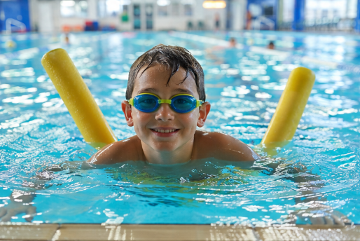 Confident school age swimmer at Yarra Swim School
